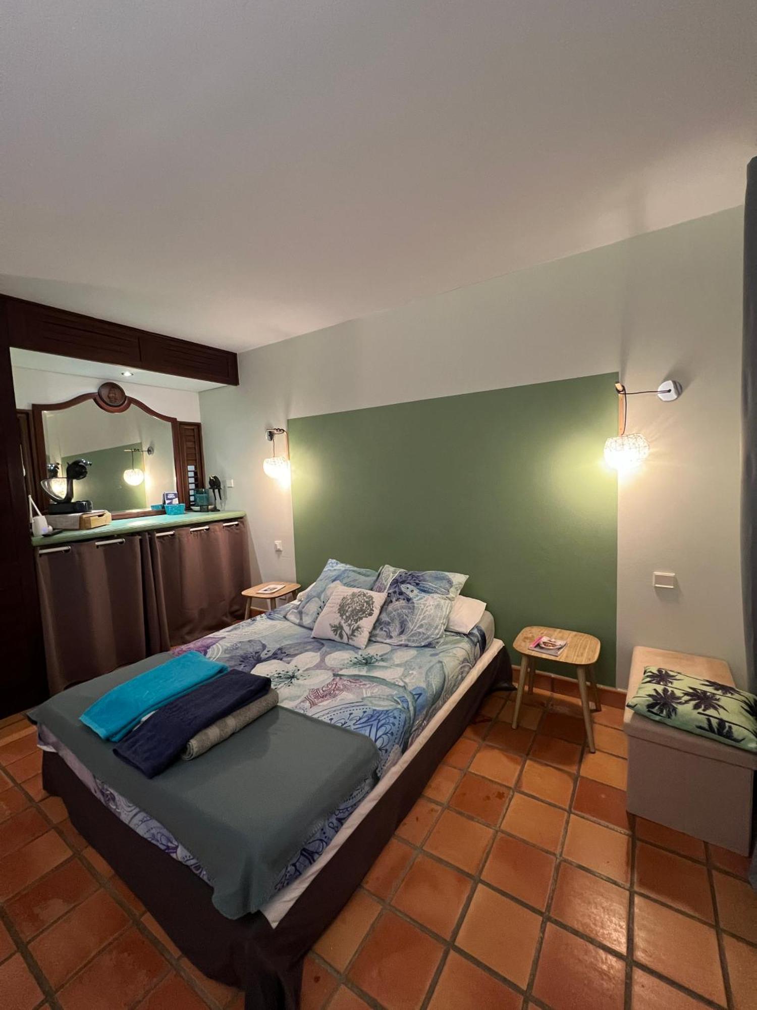 Ananas Premium - Sejour Detente T2 Vue Mer Avec Balcon Prive A Tartane La Trinité Exteriér fotografie
